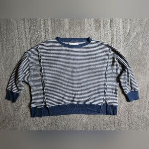 LIKE NEW-NO TAGS: American Eagle Outfitters Blue and White Long Sleeve Tee